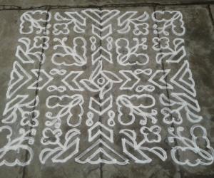 Rangoli: Butterfly - Dotted Kolam Rangoli: Butterfly - Dotted Kolam